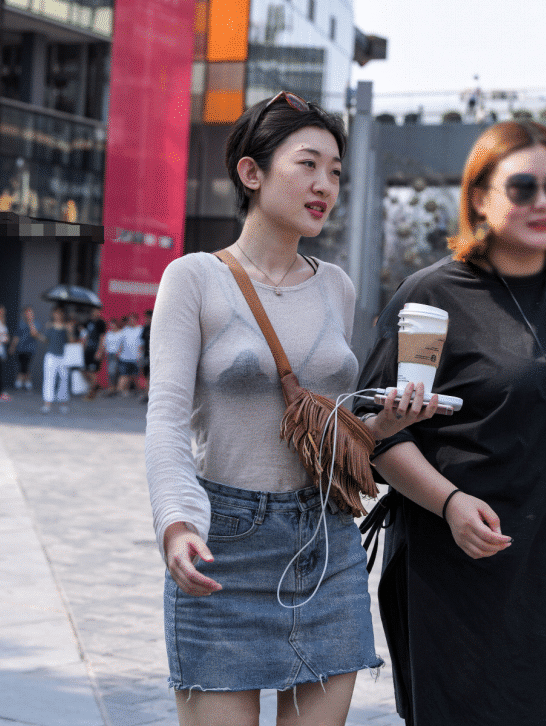 短发|阿姨短发，还好时髦不然像大妈