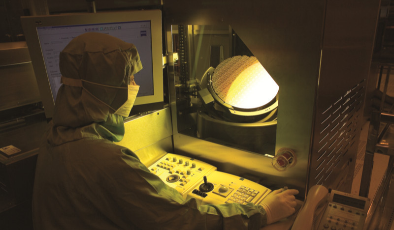 芯片|等来了!中国首个“芯片大学”正式官宣,盖茨预言成真?