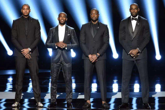 [勇士队]巅峰风尘四侠对阵四星勇士！奥尼尔说，你是来搞笑吗？这还用打吗