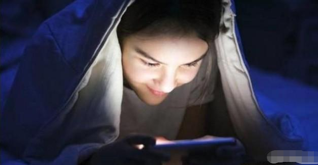 [软件]常看“黄色网站”你当无人知？当手机出现这几个现象时，你就该停手了