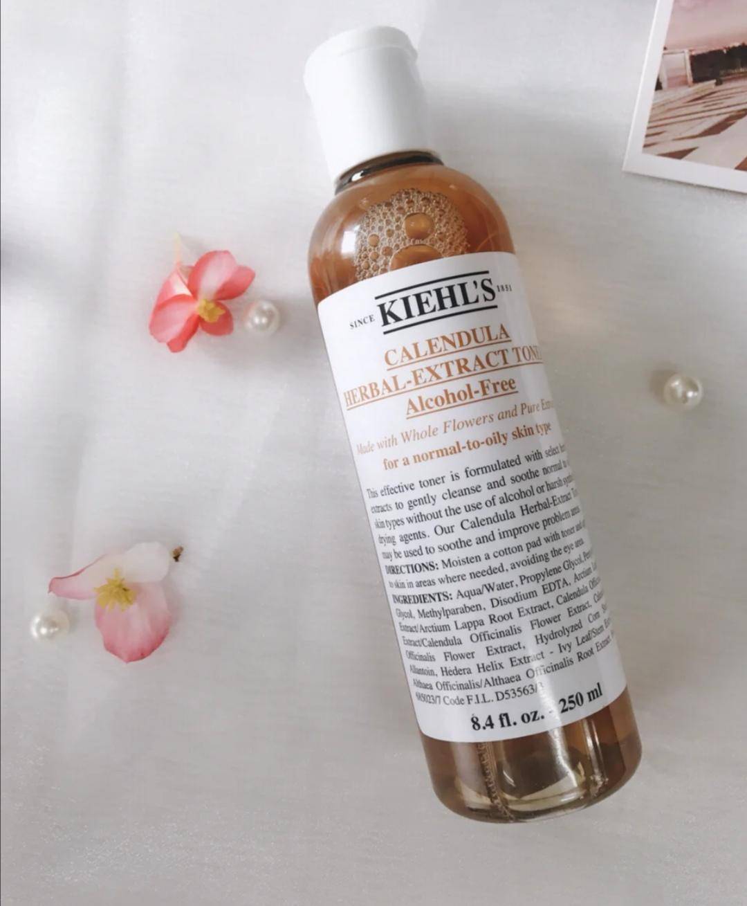 李湘|火遍全网的护肤品并不好用，科颜氏不易吸收，海蓝之谜会爆痘