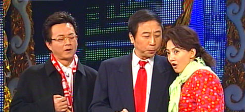 牛莉|8登春晚的牛莉，为何当红时却回归家庭，看看老公是谁你就知道了