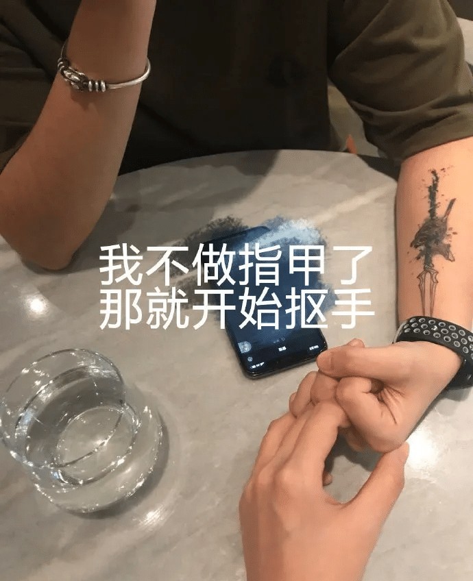 |“进锅之前还是可爱的一只猪，进去之后逐渐变形，出来后不敢认”哈哈哈哈哈