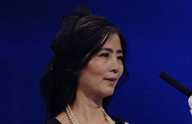 非诚勿扰|《非诚勿扰》51岁女子牵手34岁男子,5年已过,两人已分道扬镳