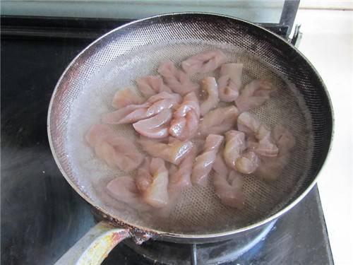 「食材」魔芋跟它很搭配,营养丰盛味道好,做法简单热量低