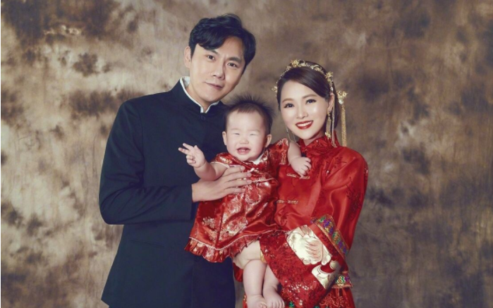 秦昊|性格倔强，两年拒了十多部戏，娶了大9岁女星，被嘲笑“小白脸、吃软饭”
