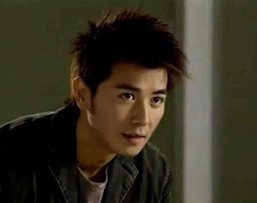 男神|他曾是红遍全国的男神, 如今头发掉光认不出, 第一代小鲜肉遭遇令人唏嘘