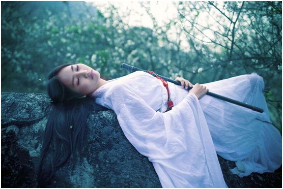 播了.大家好,我是冬瓜.由肖战,张天爱主演的古装穿越电视剧《绾青丝》