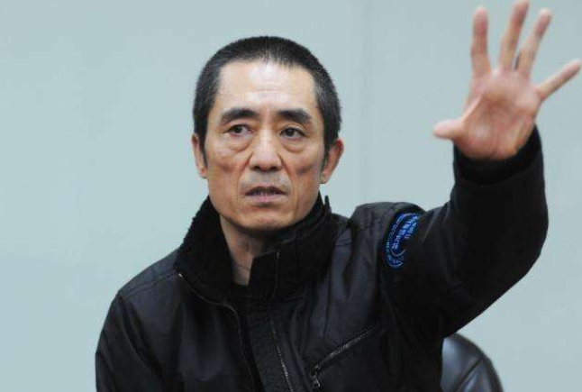 张艺谋相中她三次都被拒,21岁嫁千亿富商,如今26岁身价是赵薇十倍