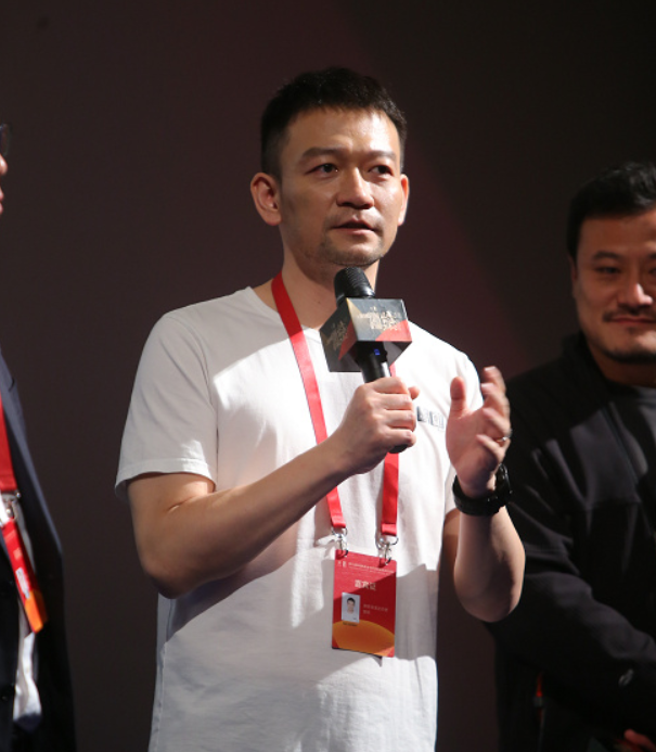 吴京|《流浪地球2》定档，吴京隔空吐槽郭帆：我不是被炸没了吗？