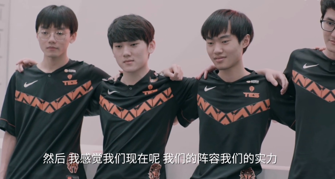 tes战队@LPL最“残忍”碾压局诞生!2分钟下路双杀,24分钟经济领先1万9