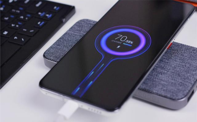 红米手机▲红米K30 Pro使用一天：不吹不黑，这些优缺点你接受吗？