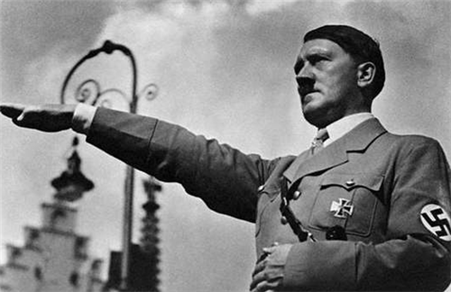 希特勒|希特勒说过最霸气的3句话，句句让士兵热血沸腾，网友：洗脑高手