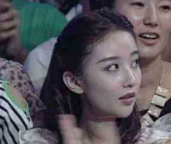 非诚勿扰|她是《非诚勿扰》的观众，因长相太美被导演看中，随后进入演艺圈