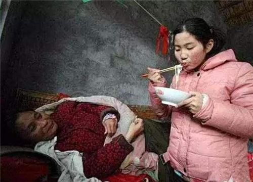 @孙女高考仅得47分，爷爷含泪要求复查考卷，成绩出来后全家沉默了