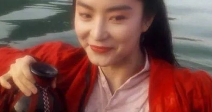 「赵雅芝」50后最美的五大女星,刘晓庆上榜,赵雅芝第3,第一惊艳了时光!