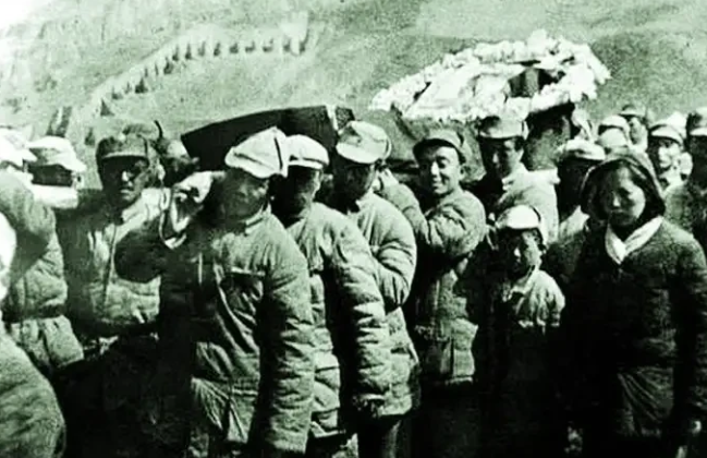 张国焘|毛主席平生只为一人去世抬棺执绋，此人是谁？为何能有此殊荣？
