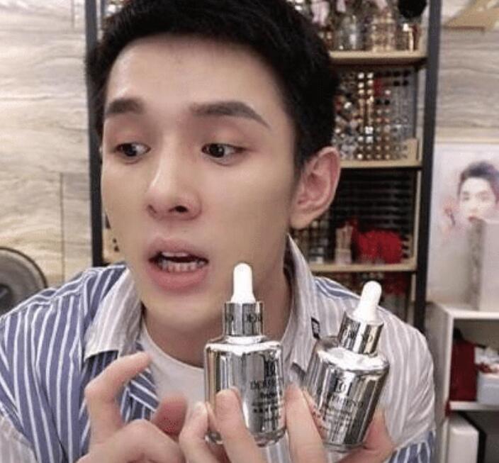 美容师|精华液不是直接涂的?难怪涂了没效果,美容师教你正确涂精华