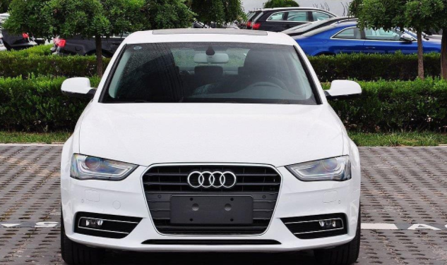 奥迪A4L@为什么奥迪A4L会被称作“贫民车”?内行简单一分析:字字句句戳心窝