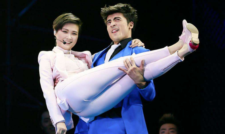 [李宇春]李宇春做梦都想删的照片，难怪叫“春哥”，网友：原谅我笑出了猪叫声