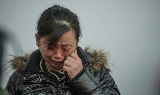 肝硬化|?男子\1杯酒\下肚，却\肝硬化\离世，医生直言：2个习惯害的