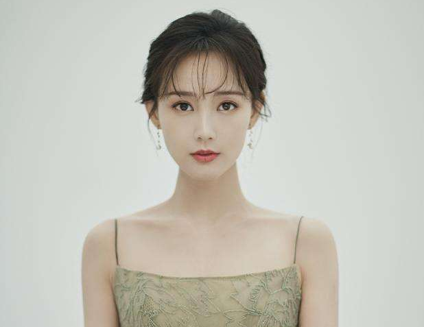 赵丽颖|她曾是赵丽颖替身,赵丽颖怀孕她疯狂接戏,如今成功逆袭成一线女星