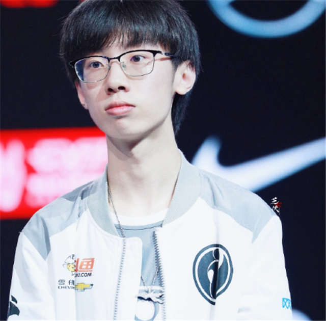 ig|聚是拿冠军,散是满天星!IG十子正逐渐称霸LPL!