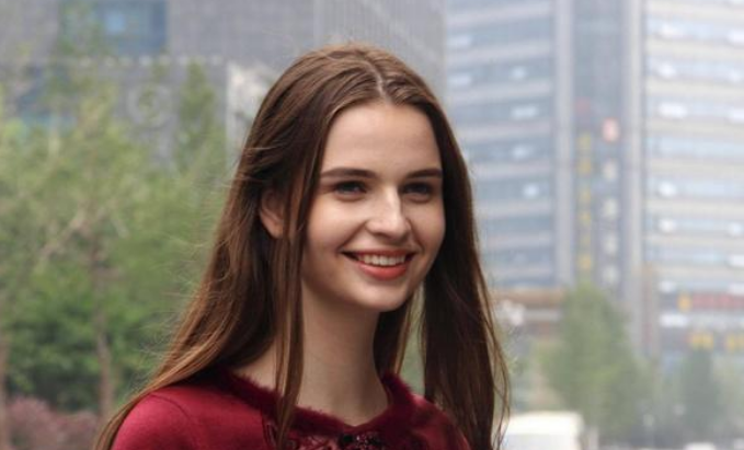 [出国旅游]众多乌克兰美女涌入中国，并非只为来旅游，更多是因为“它”！