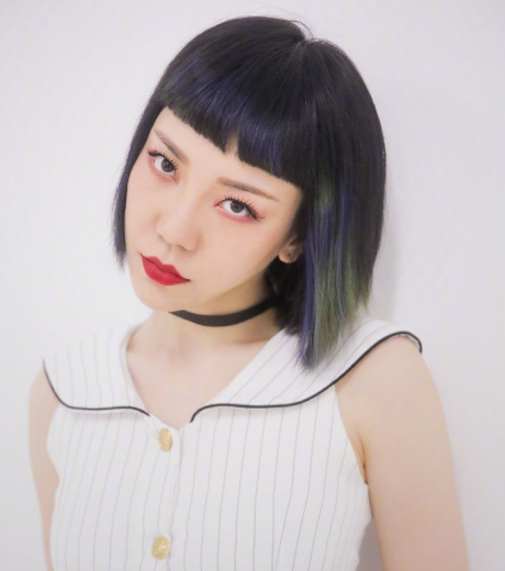 吴莫愁|90后姑娘吴莫愁被移出娱乐圈，时代淘汰一个人从来不会打招呼。