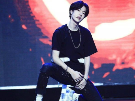 谢霆锋|王一博淘汰选手引争议，节目组是不是有问题？你怎么看？