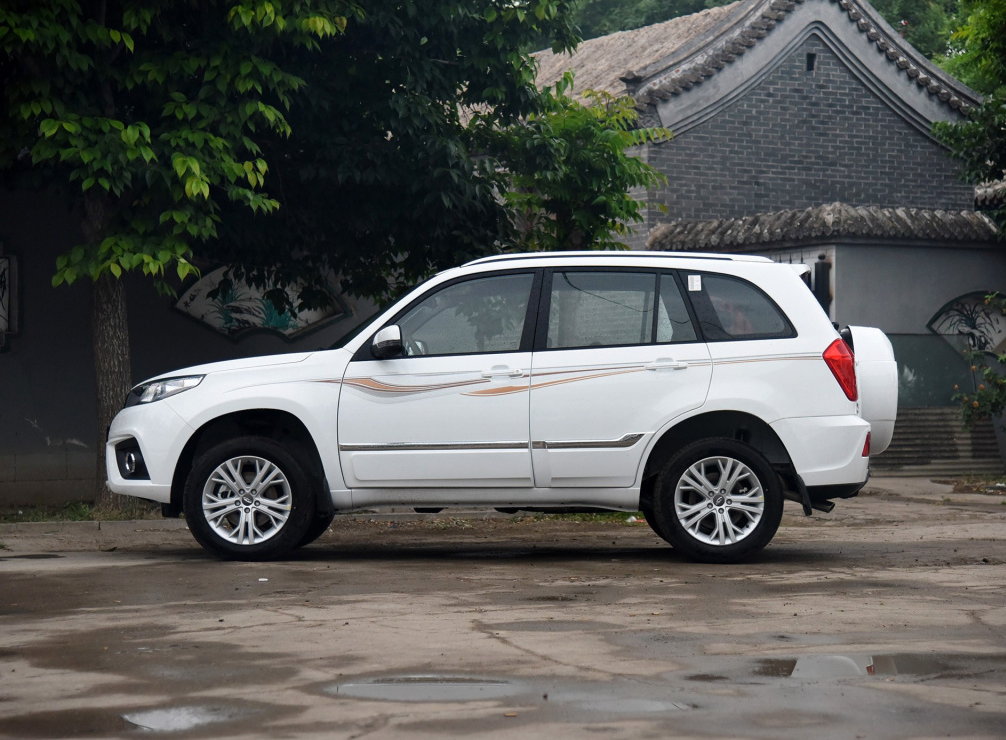 瑞虎3|瑞虎3库存成山，4.99万一台清仓处理，为啥还是没人买？