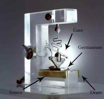 [半导体]35年以前，美国对日发动了芯片战争，搞垮日本的芯片产业，如今轮到了我们