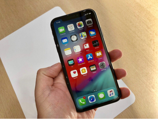 【苹果】苹果自己并不生产屏幕,为什么苹果手机屏幕总是行业的顶级?