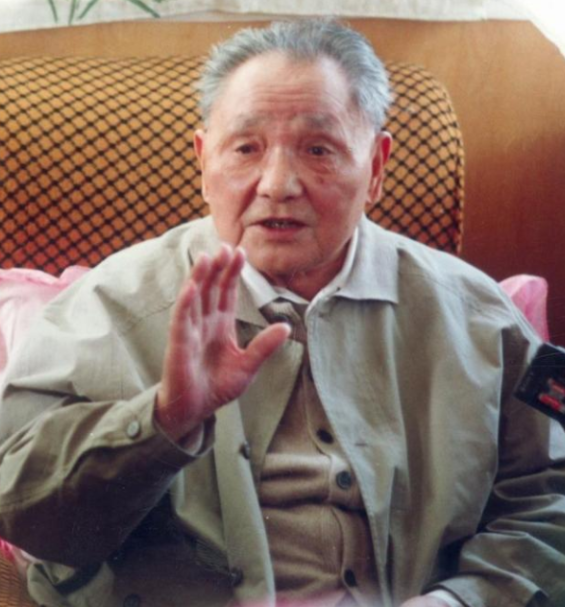 苏联|1979年解放军为何没攻进河内？不是因为苏联，邓小平这样说