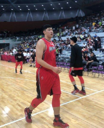 『李月汝』女篮重量级美女李月汝,男友是CBA球员,两人体重合计超400斤