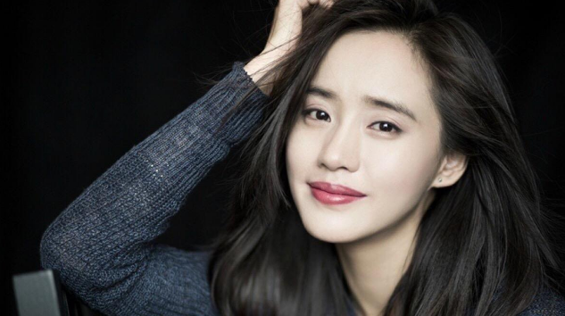 沈腾|有种“毁容”叫结了婚的秋雅，满脸油腻面部浮肿，跟5年前判若两人