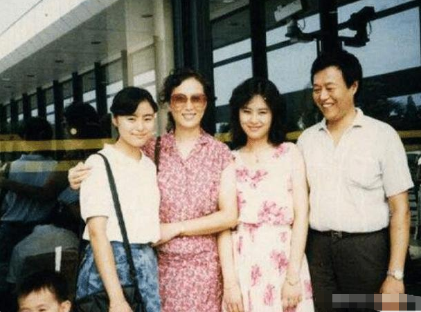 娱乐圈|20年前，母亲惊艳了中国影坛，20年后，女儿成为了“全球最美”