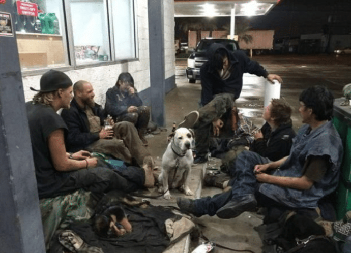 「美国」美国疫情爆出真相，确诊死亡数据都是假的，夸大数据目是因为什么？