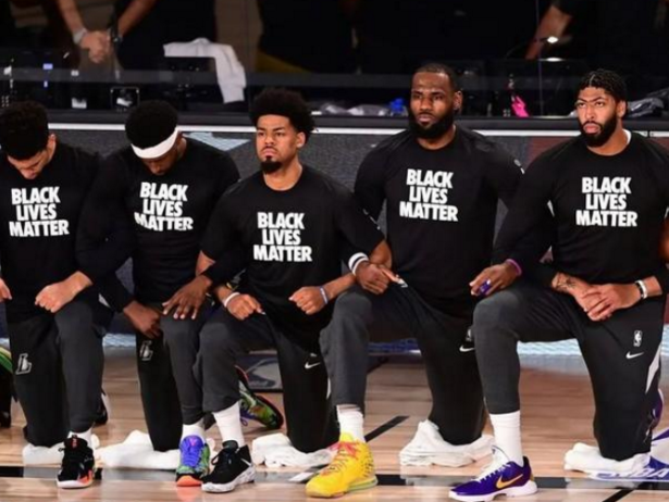 勒布朗·詹姆斯|特朗普开炮NBA：人们厌烦他们，很恶心！詹姆斯回应：大家别忘了十一月