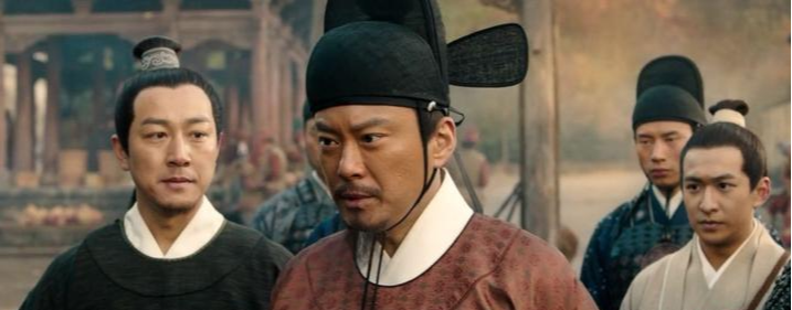 『朱元璋』大臣常年穿破衣服，朱元璋直夸是清官，刘伯温却说“此人留不得”