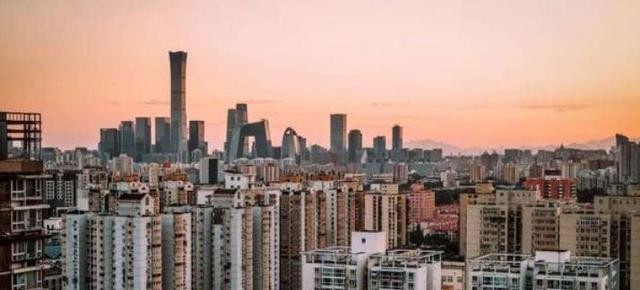 楼市怪象：富人在卖房，穷人在买房，业内人士提出良心建议