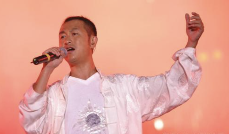 细思极恐|因一首歌火遍全国，34岁死在母亲的怀里，遗作让人细思极恐