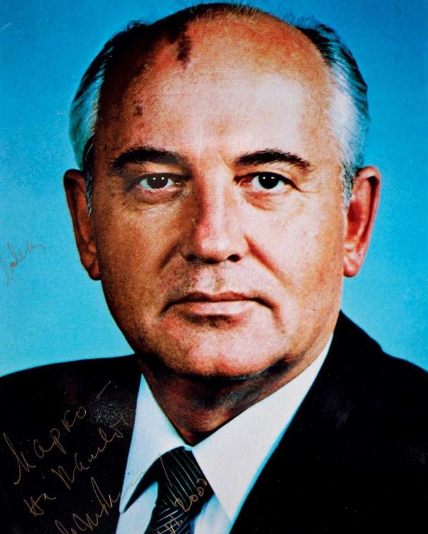 古埃及:戈尔巴乔夫为什么没能拯救苏联?