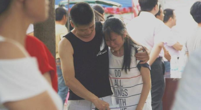 数学|高考数学刚结束，考生就哭着离开考场，出题人又是葛军？