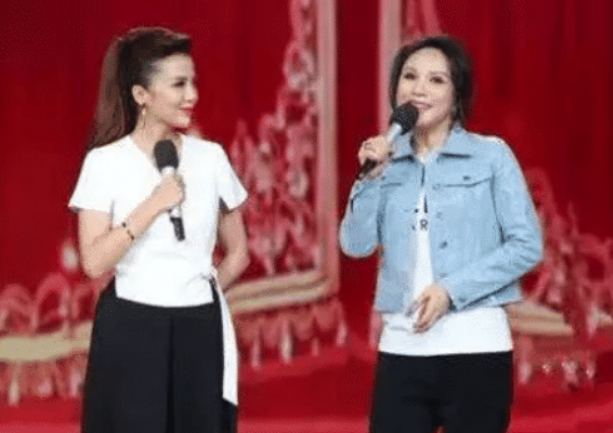 「黄磊」她曾先后上过7次春晚，却因“耍大牌”被封杀，今51岁沦落到“无人问津”