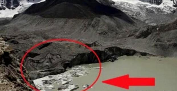 【甘南】喜马拉雅山“出事”了?珠峰下形成的冰湖中,有数不尽的尸骨