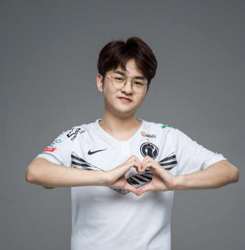 ig|LPL最大输家诞生！IG输了，粉丝怒喷苏小洛三大罪：把对手送进世界赛