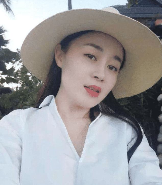 关婷娜|关婷娜这么胖，为什么有人说她美？看她穿衬衫的样子就懂了