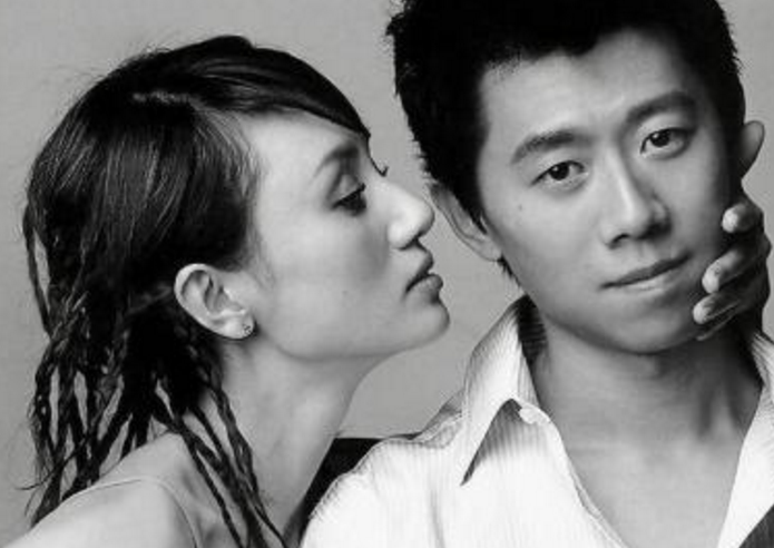 影帝|?32岁嫁给最年轻影帝，十一年婚姻有11个孩子，今43被老公宠成公主