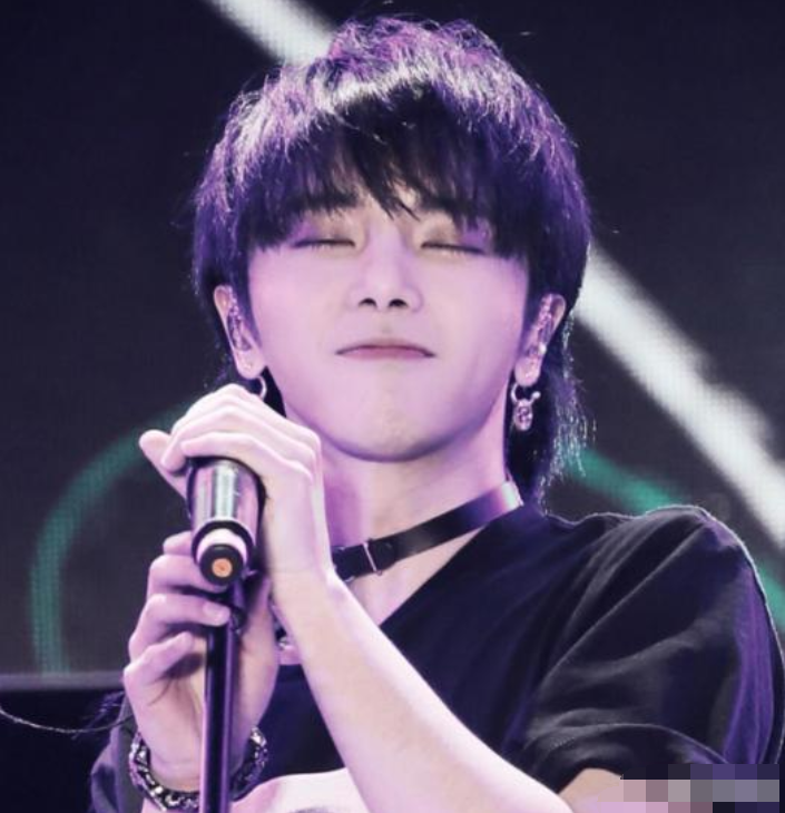 华晨宇|“人气”歌手华晨宇改编成瘾，以翻唱别人歌曲为荣，今被朴树发文怒怼